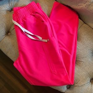 FIGS Small Shocking Pink Yola Pants